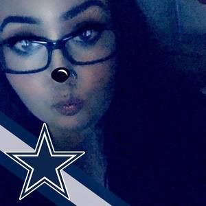 Meet your Posher, Desiree